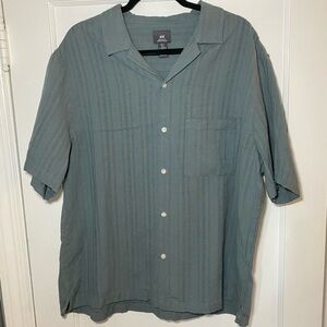H&M Blue Textured Button Up Short Sleeve Shirt